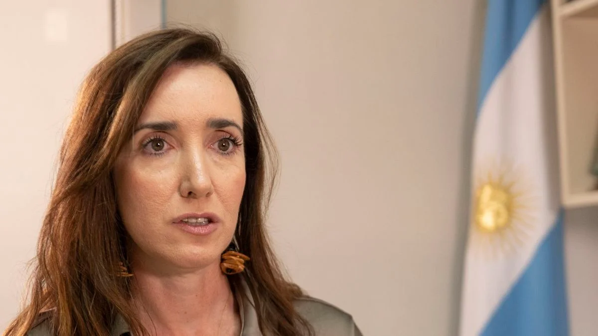 Victoria Villarruel firmó el decreto y extendió el congelamiento de sueldos de los senadores hasta marzo