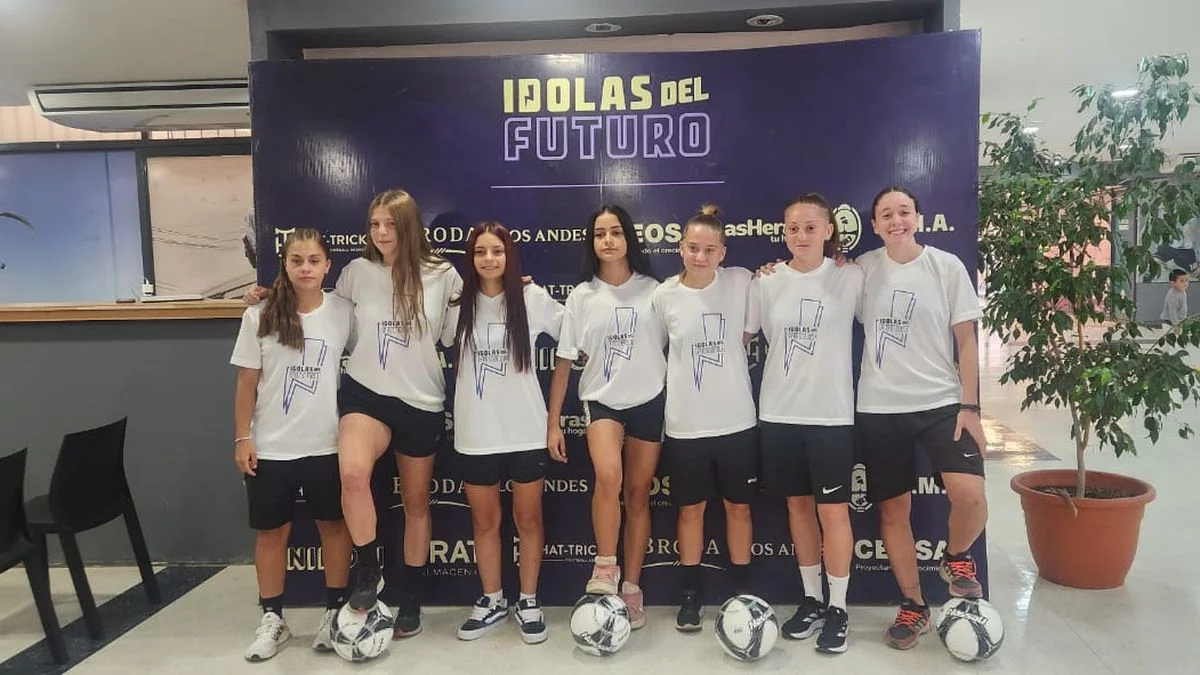 Fútbol femenino: ¿quiénes son las 7 mendocinas que jugarán en España?