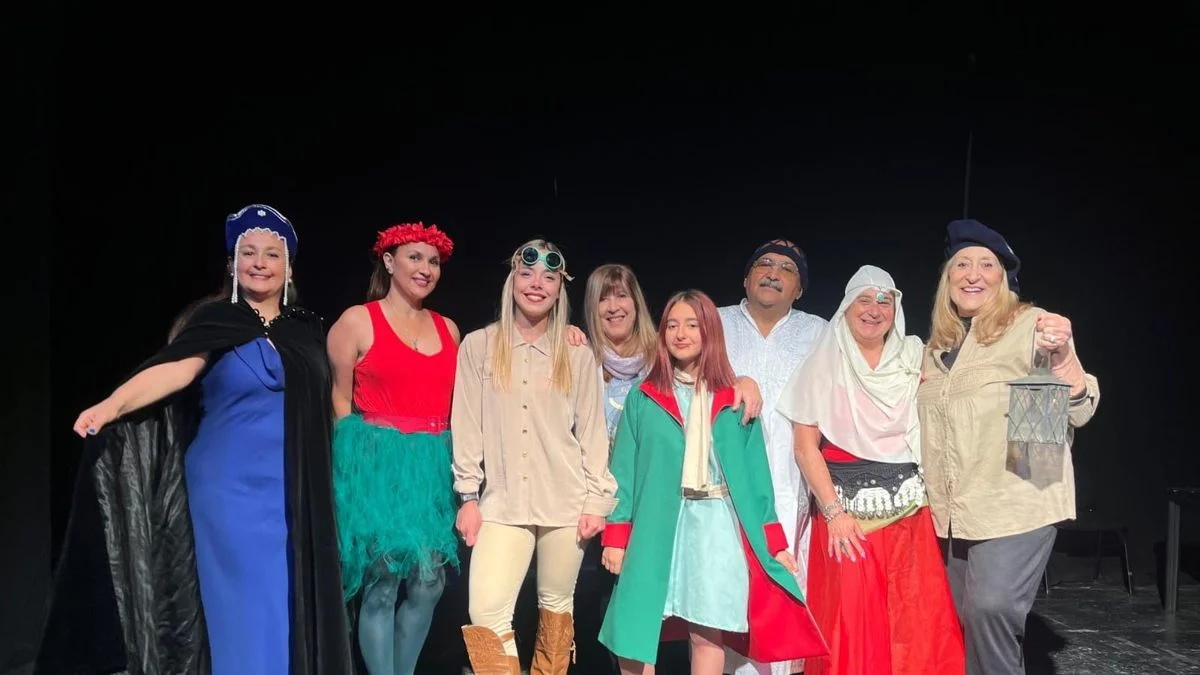 Teatro para mirar con el corazón: la magia de La Principita sube a las tablas en Chacras de Coria