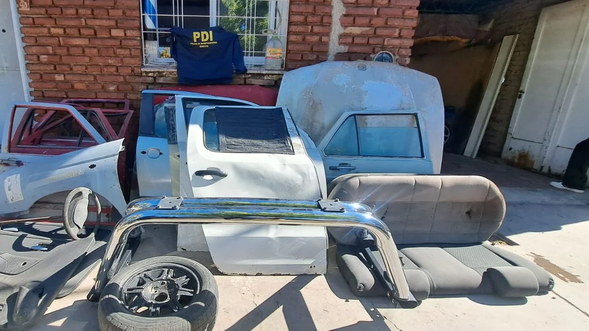 Cayó un acusado por robos en Maipú y descubrieron el depósito donde guardaba el botín