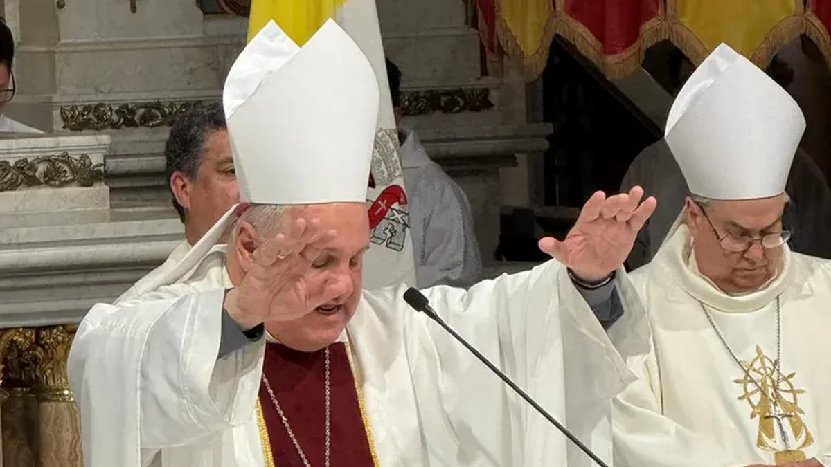 A la espera de un Te Deum crítico por el derrumbe social, el arzobispo de Mendoza recibió a enviados de Milei