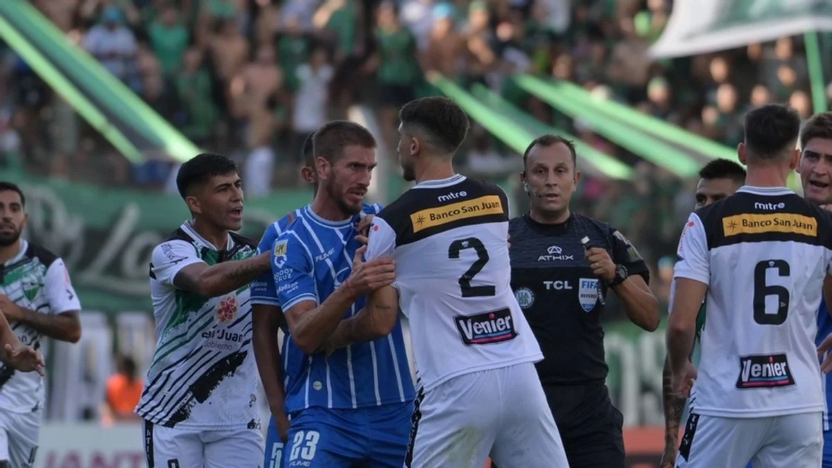 Confirmaron al árbitro del clásico entre Godoy Cruz y San Martín de San Juan: el dato que ilusiona al Tomba