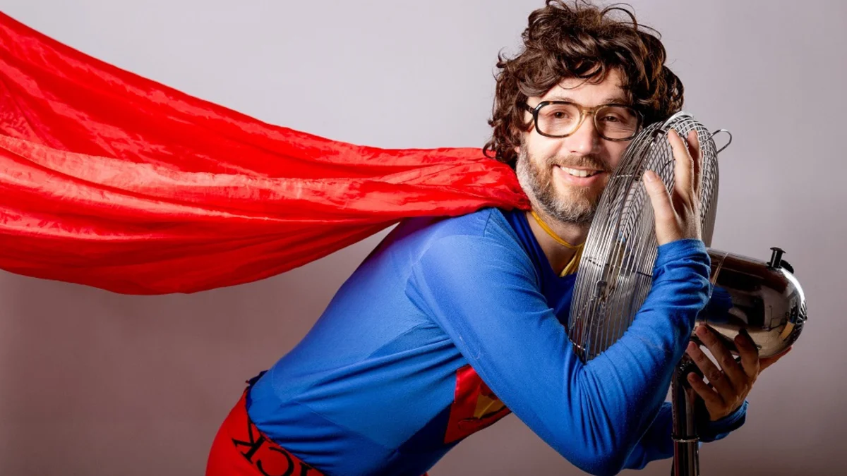 Rodrigo Casavalle vuelve a Mendoza con su reconocida trilogía de humor