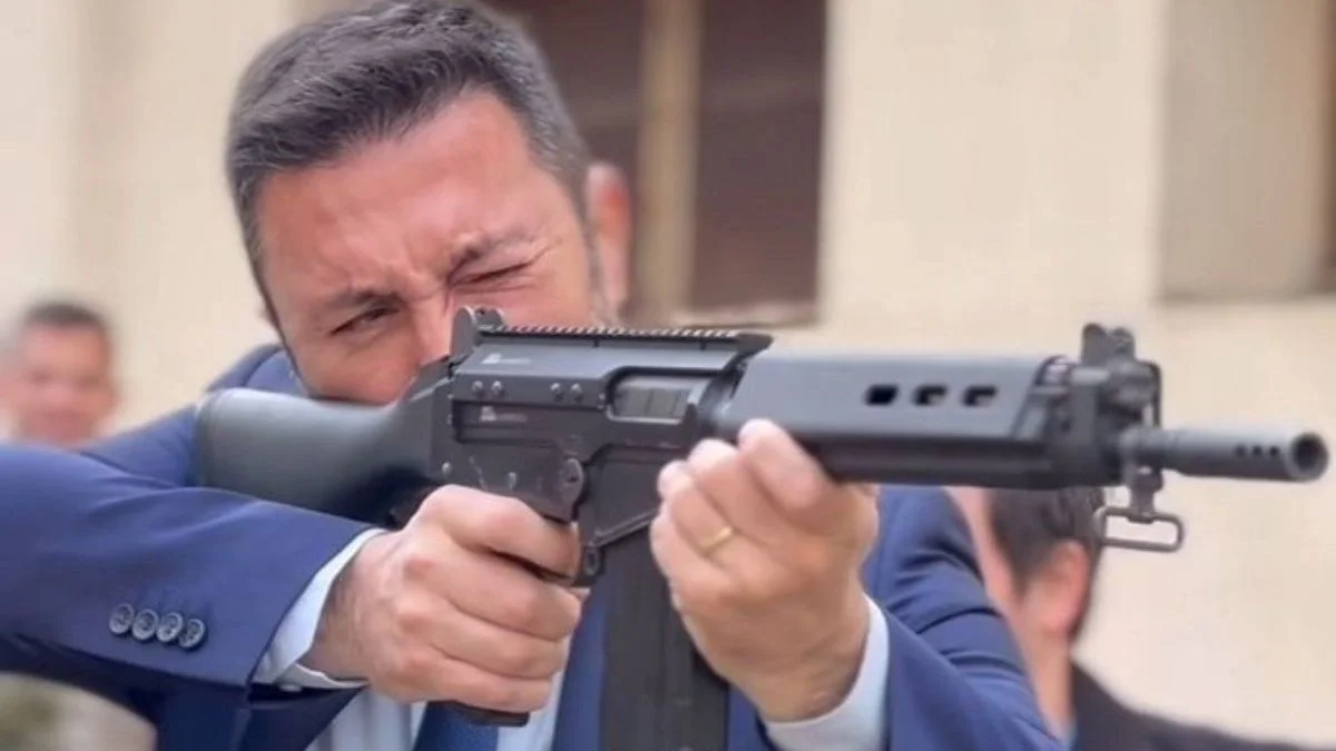 El sector de Luis Petri fogonea el faltazo al Congreso Partidario de la UCR: los motivos