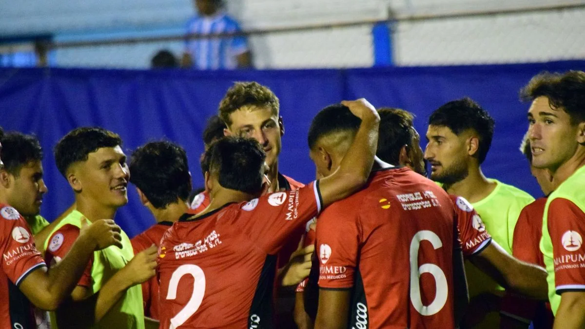 Deportivo Maipú comenzó la Primera Nacional con una gran victoria ante Racing de Córdoba