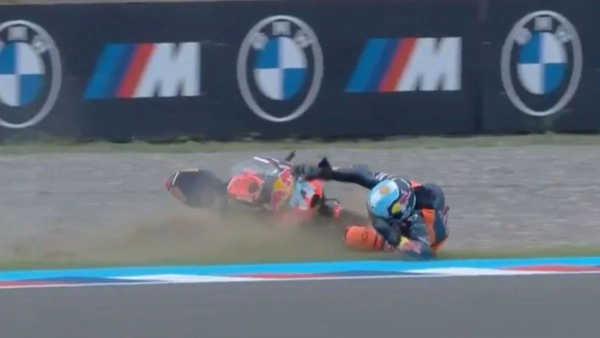 MotoGP en Argentina: Valentín Perrone sufrió una caída en la final de Moto3 y abandonó en Termas