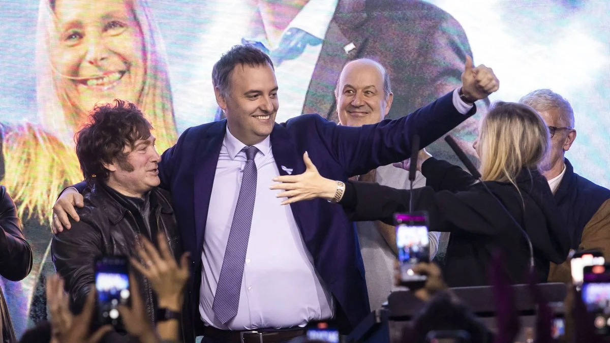 Javier Milei le dará un fuerte respaldo a Manuel Adorni en Córdoba