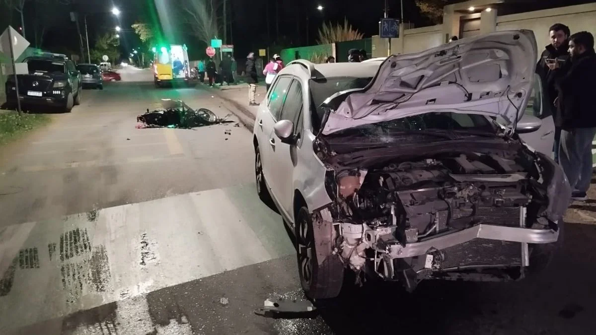 Luján: un motociclista sufrió graves lesiones tras chocar con un auto manejado por una conductora alcoholizada