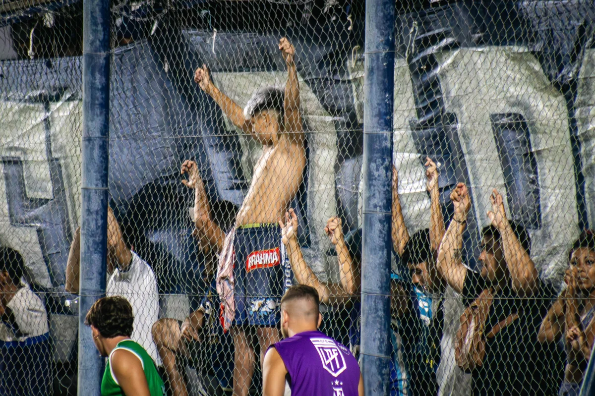 Hinchada Independiente Rivadavia - Lepra (23).jpg