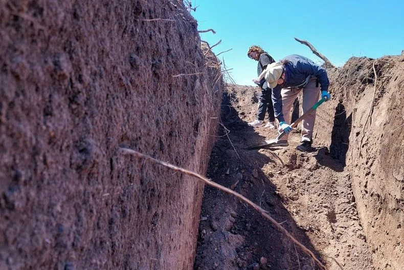 El Equipo Argentino de Antropología Forense (EAAF)  halló los restos óseos en el terreno de la guarnición militar de La Calera
