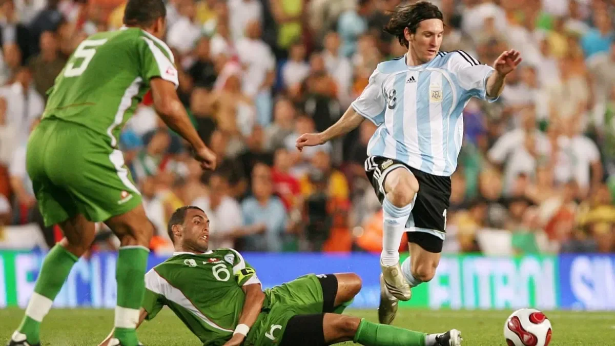 Siete goles, figuras y caos total: el antecedente entre Argentina y Argelia a días del Mundial