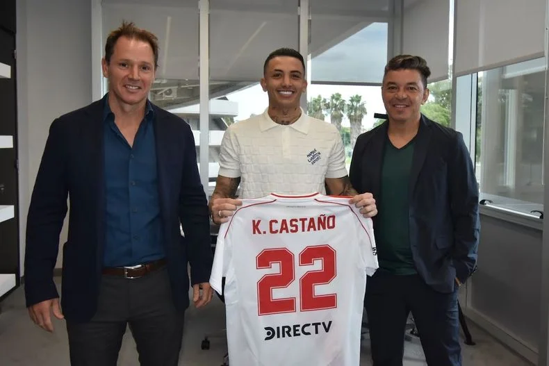 La presentaci&oacute;n de Kevin Casta&ntilde;o.