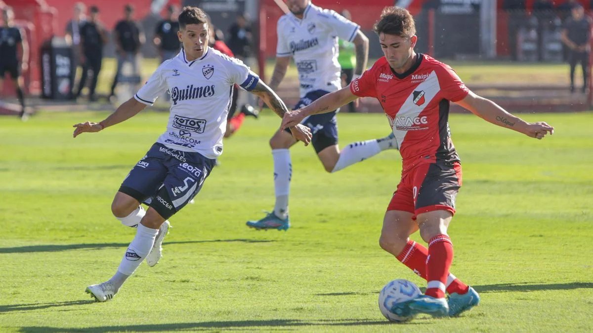Triunfazo del Deportivo Maipú: le ganó 2 a 0 a Quilmes y quedó puntero en la Primera Nacional