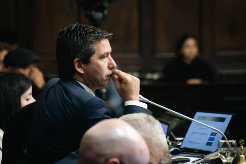 El radical Andr&eacute;s Lombardi preside la C&aacute;mara de Diputados, donde duerme el proyecto "Vot&aacute; Informado".