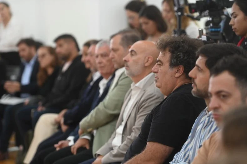 Empresarios del sector gastron&oacute;mico de Mendoza que forman parte de la Gu&iacute;a Michel&iacute;n, estuvieron presentes en el anuncio.