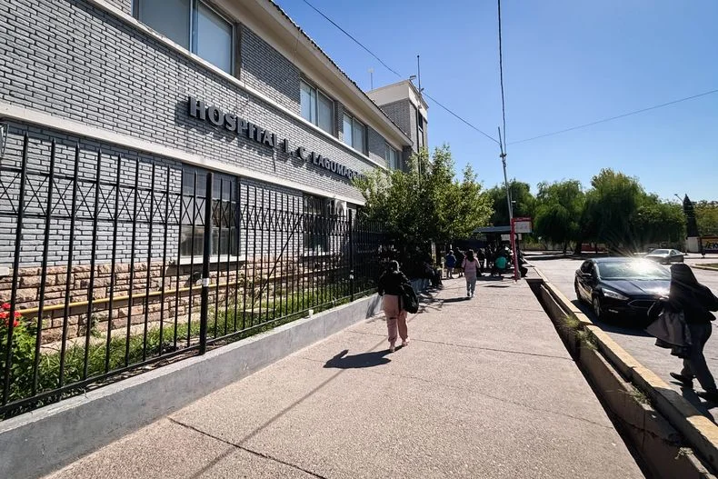 La pareja qued&oacute; internada en el Hospital Lagomaggiore