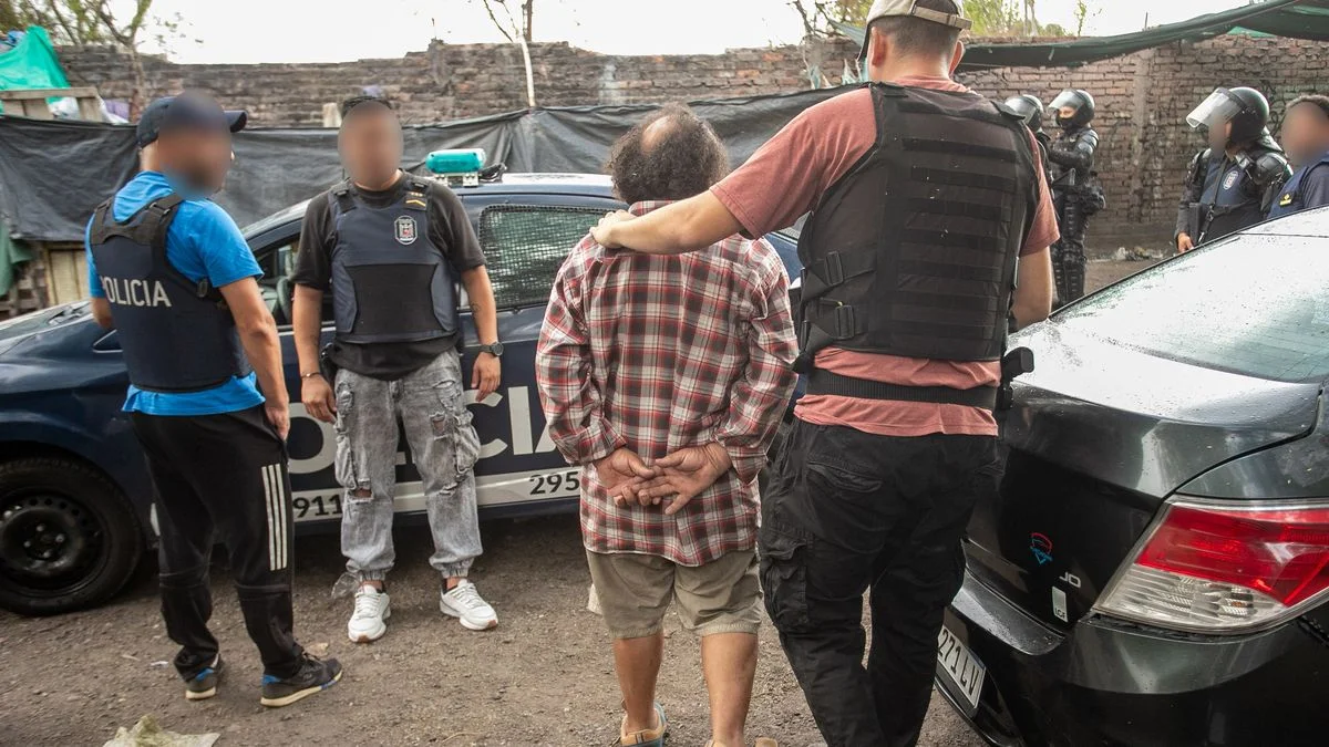 El Gobierno detuvo a una sola persona en un megaoperativo que involucró hasta un helicóptero