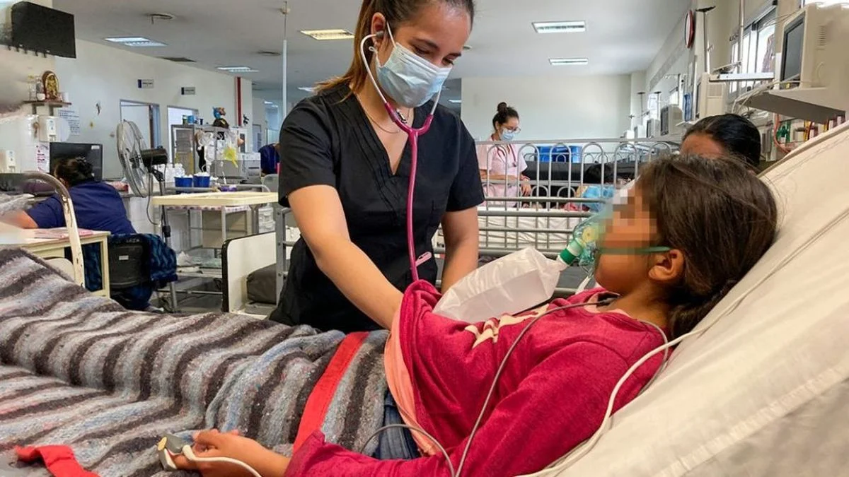Como hizo Mendoza, ahora Río Negro quiere cobrar a los extranjeros la atención en los hospitales