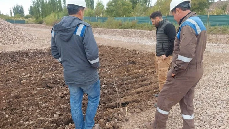 Irrigaci&oacute;n avanz&oacute; con el sumario a una inspectora de cauce que hab&iacute;a denunciado contaminaci&oacute;n. La investigaci&oacute;n por irregularidades en rendiciones de cuentas.&nbsp;