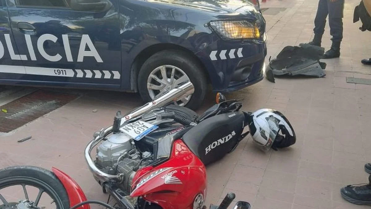 Detuvieron a sujetos que intentaron robar una moto tras una persecución en el microcentro de Mendoza