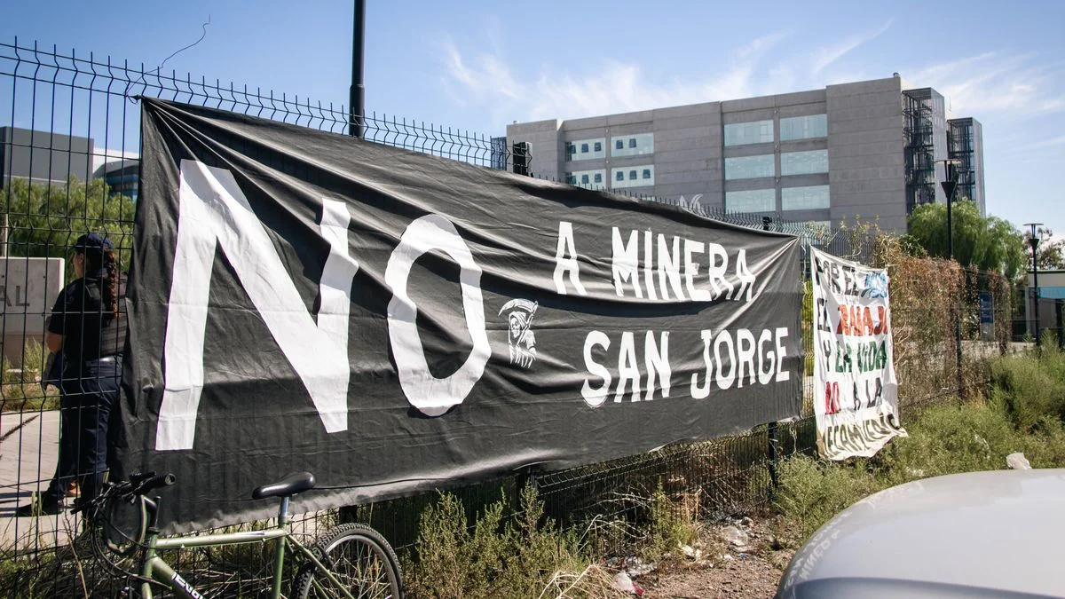 Encuesta de vecinos: respuestas y silencios de los candidatos sobre el avance de la megaminería en Uspallata