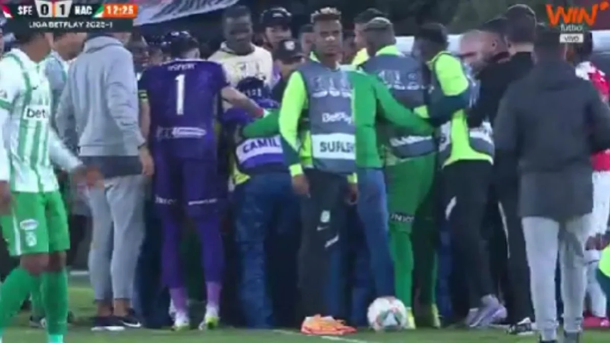 Un futbolista que estuvo en el radar de Boca se descompensó en pleno partido y conmovió al mundo del fútbol