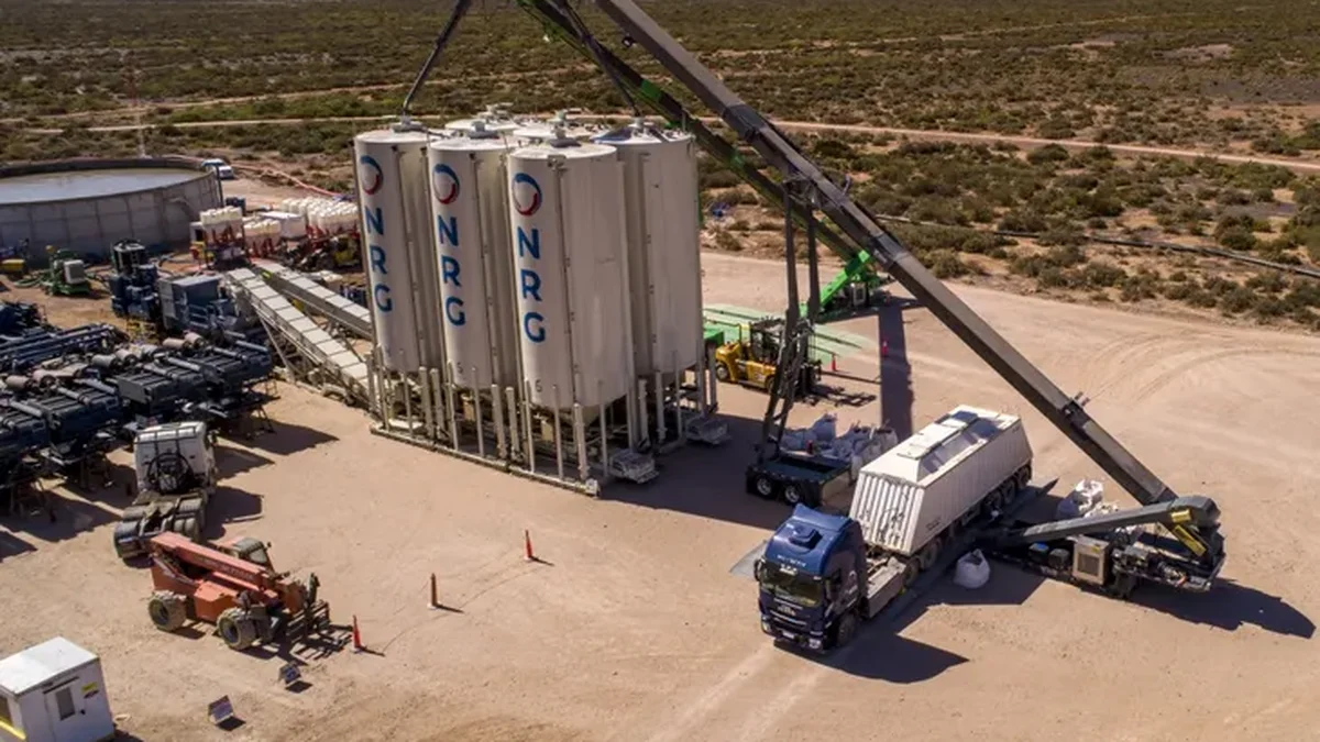 Alarma en Vaca Muerta: la principal proveedora de arena para el fracking entró en concurso por deudas