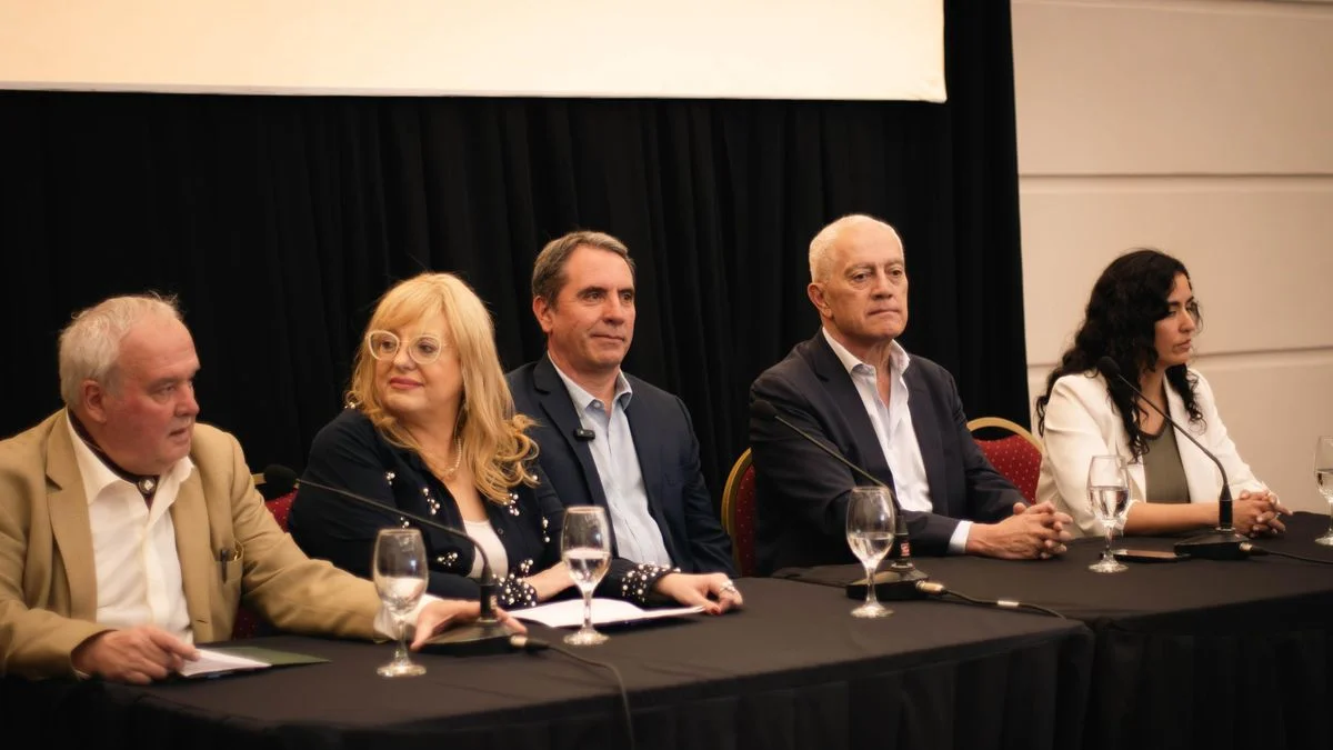 Provincias Unidas mostró a sus candidatos al Congreso, habló de la campaña y de sus propuestas