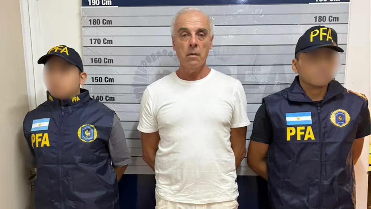 Detuvieron a un condenado por el escándalo de la valija con casi US$800.000 sin declarar