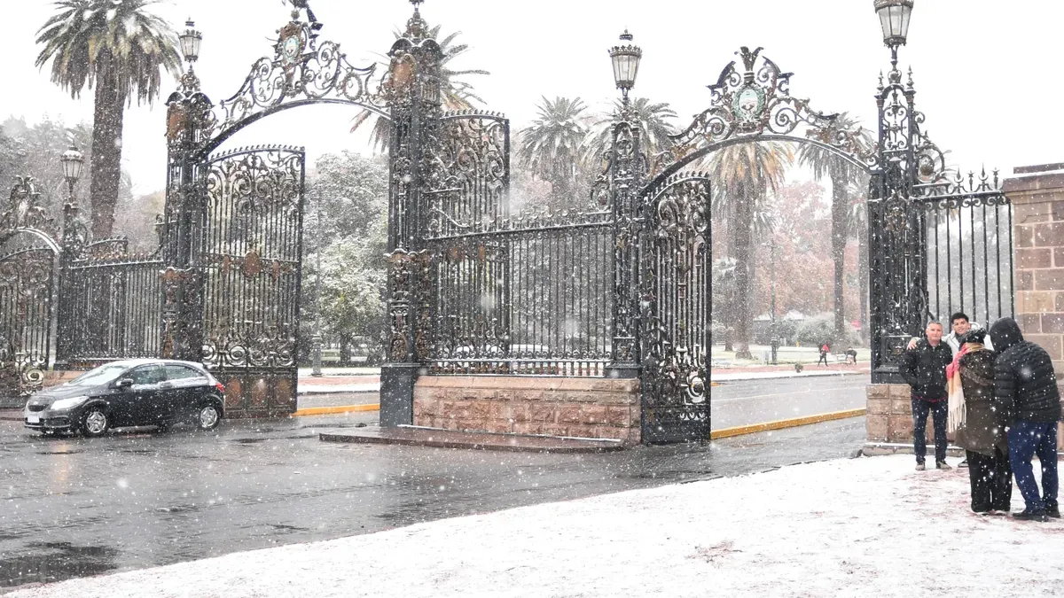 Nevadas en Mendoza: dónde no habrá clases presenciales este lunes
