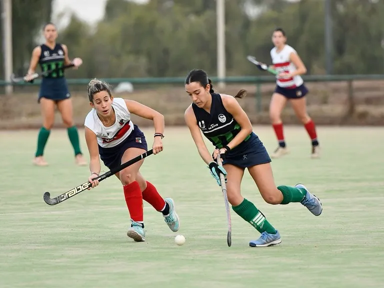 Hockey sobre césped: se puso en marcha el torneo Clausura