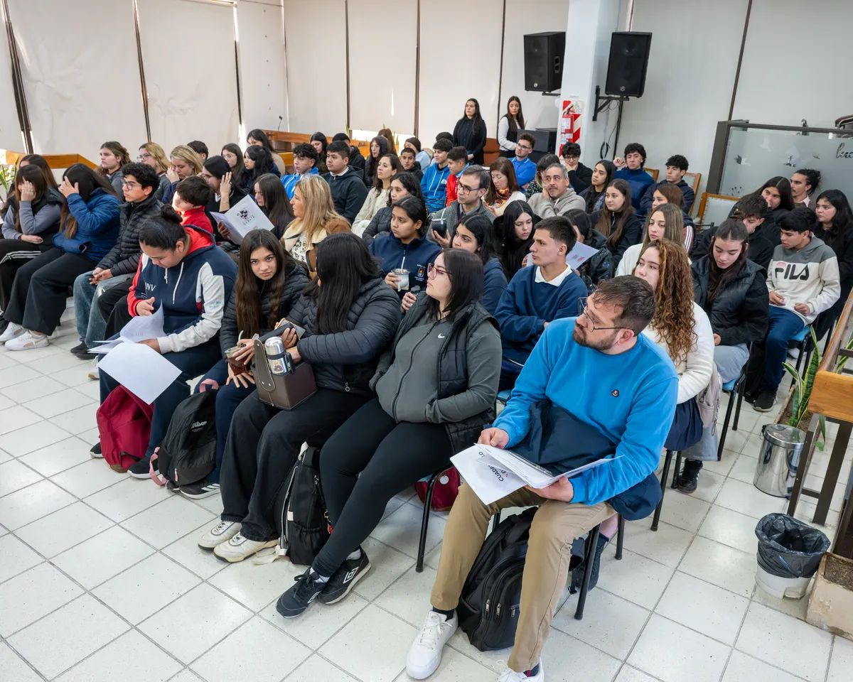 Rivadavia-Debate-MDZ