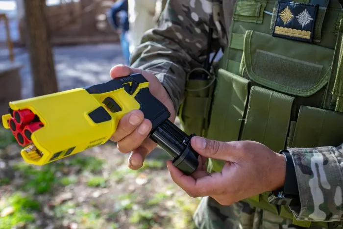 Taser Mendoza