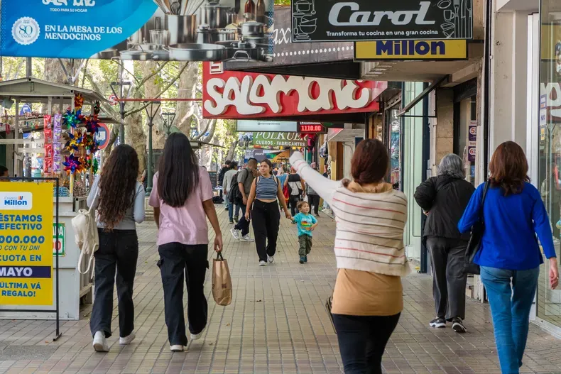 Cayeron las ventas minoristas 