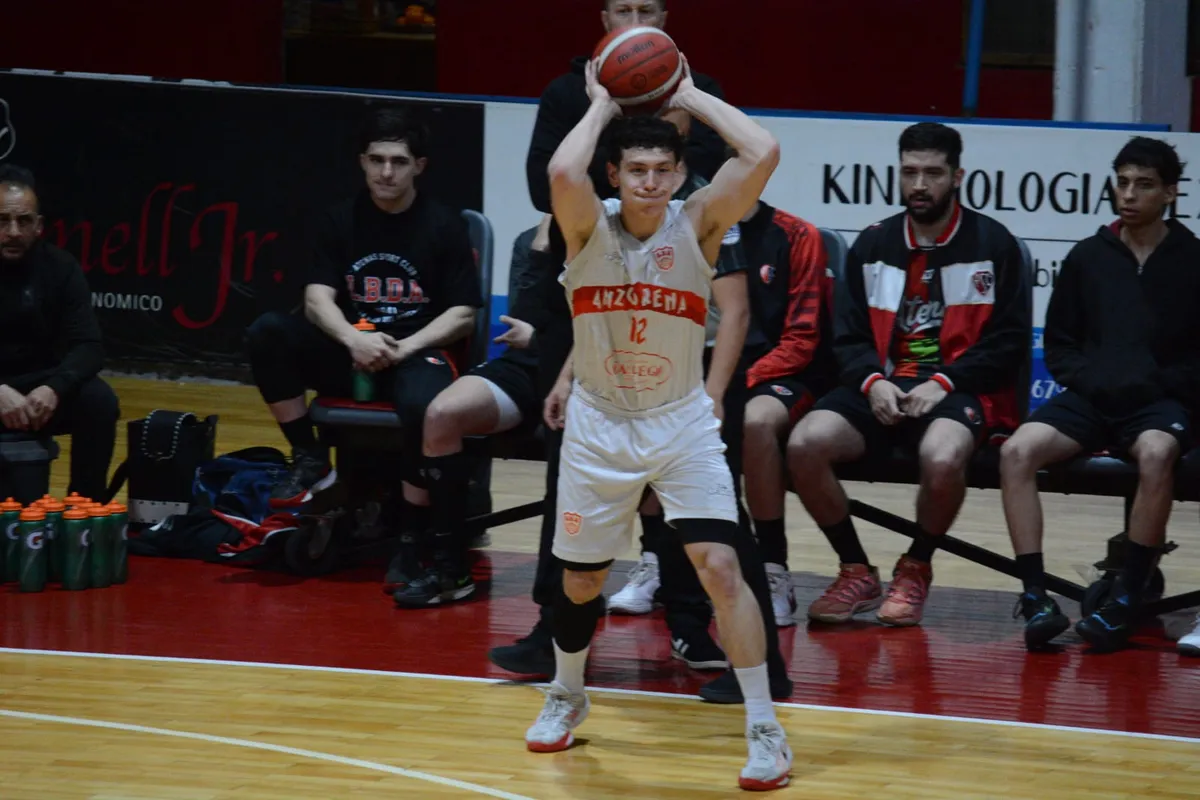 Básquet: Macabi y Anzorena mandan en el inicio del Clausura