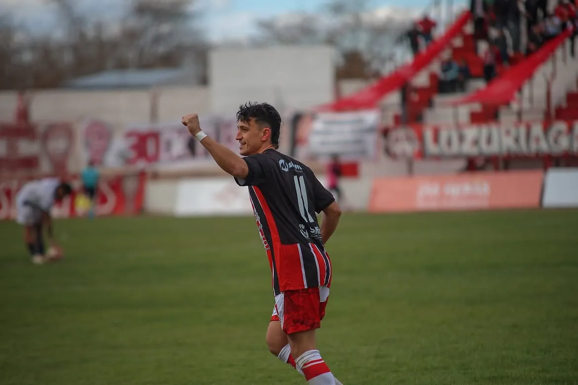 Huracán Las Heras venció a Juventud Antoniana y cortó la mala racha