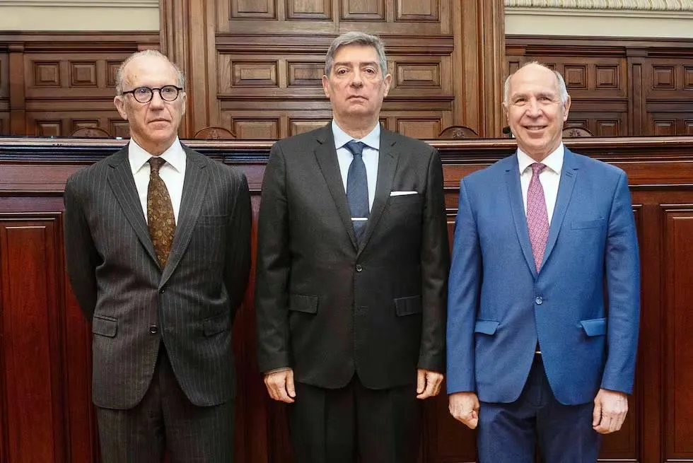 La Corte dejó sin efecto el fallo contra la derogación de la Ley de Tierras