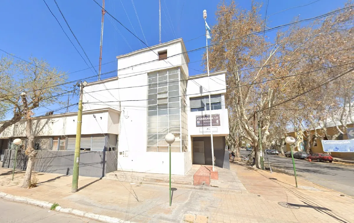 Buscan intensamente al detenido que escapó en Rivadavia