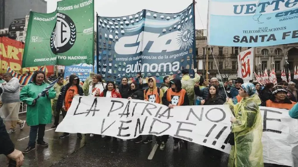 Ley de Tierras: el CECIM marcha y Rosenkrantz pide “temple”
