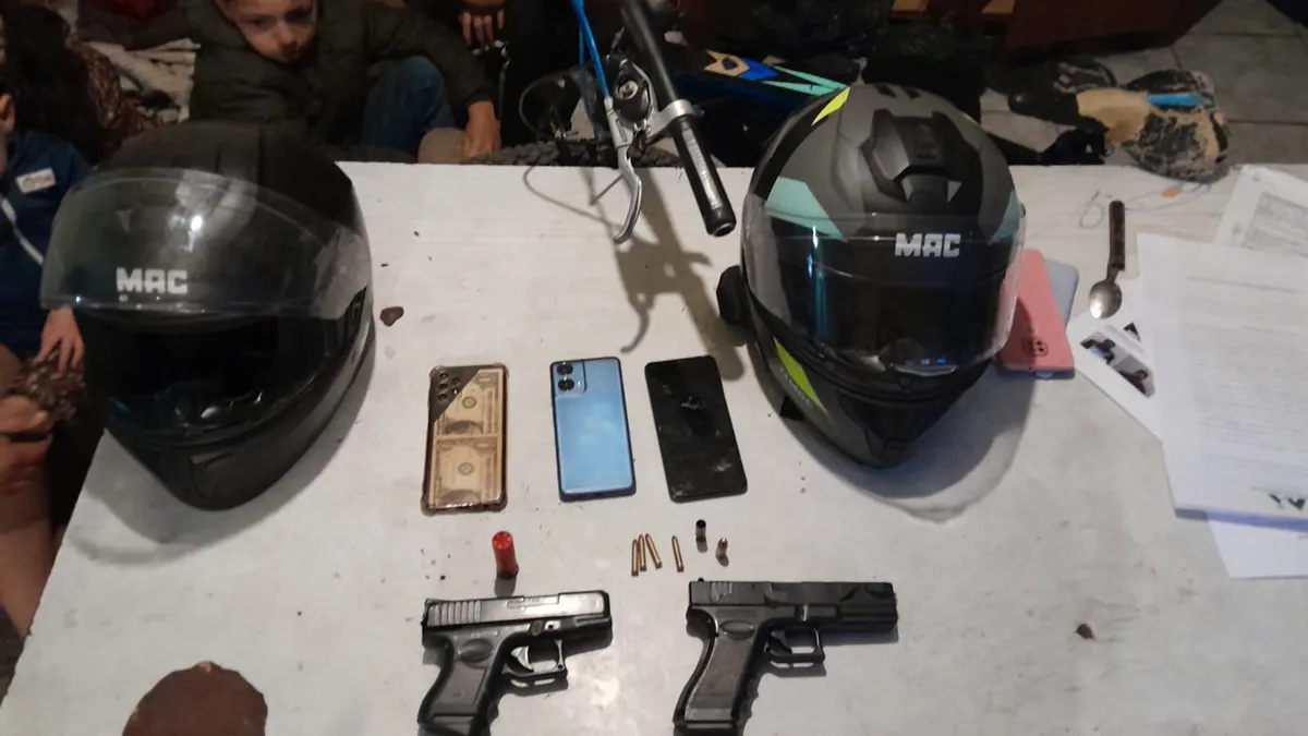 20 allanamientos y 17 detenidos por asaltos a repartidores